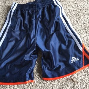 💵2/$10 bundle items boys shorts size 7X